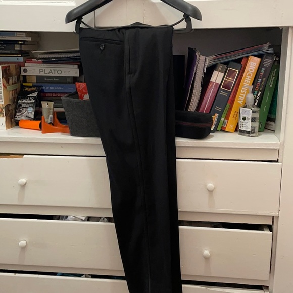 34/28 black tux